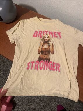 Britney Stronger Graphic Tee - Butter with Pink Lettering